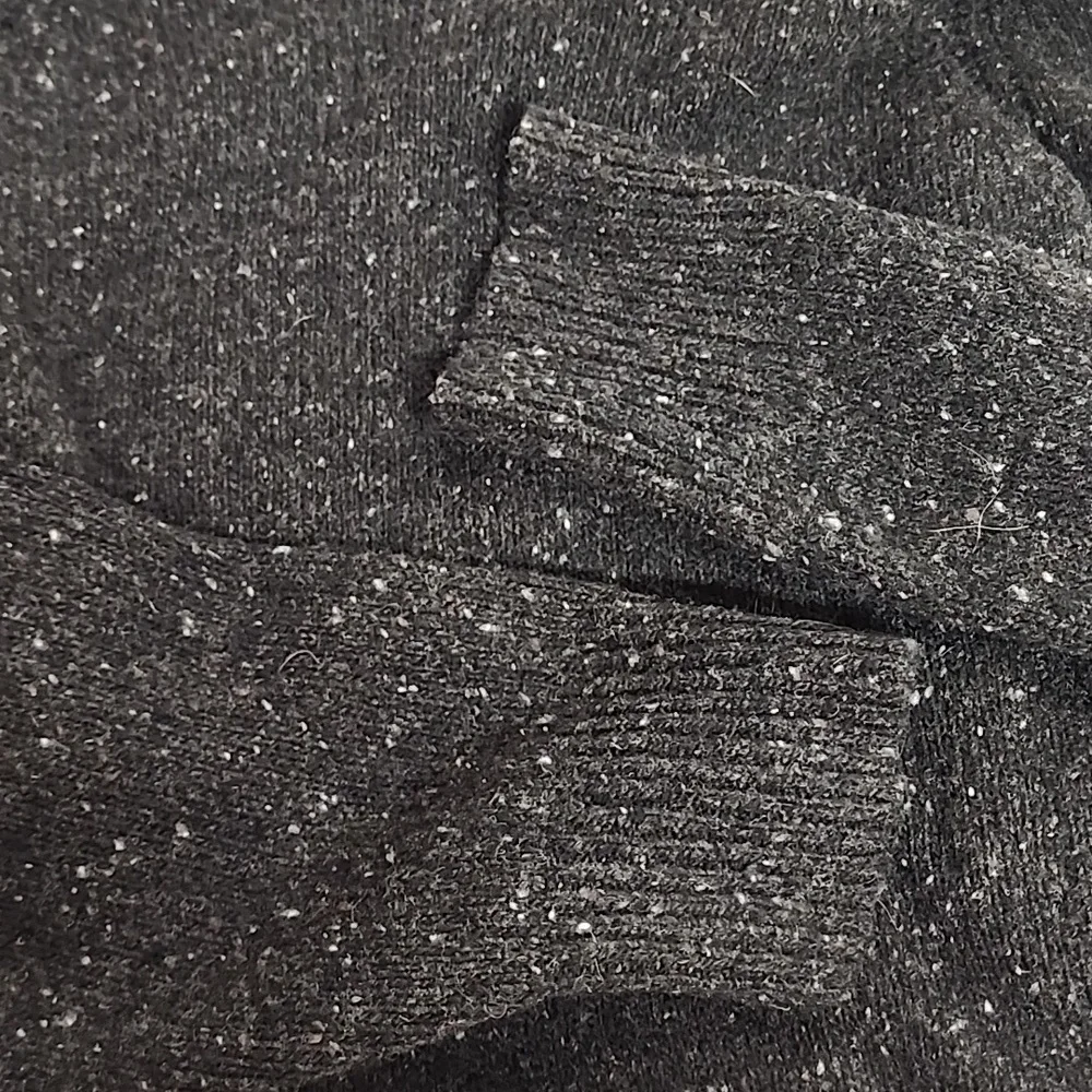 J. Crew Black Charcoal Speckled Crew Neck Warm Unisex XL Wool Blend Sweater NWT